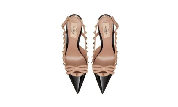 DÉCOLLETÉ SLINGBACK ROCKSTUD BOW IN VERNICE 100MM - immagine 3