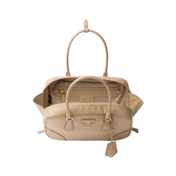 Bauletto Prada Re-Edition 1978 medium in Re-Nylon e Saffiano - immagine 4