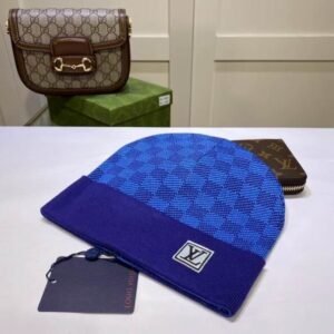 BEANIE LOUIS V