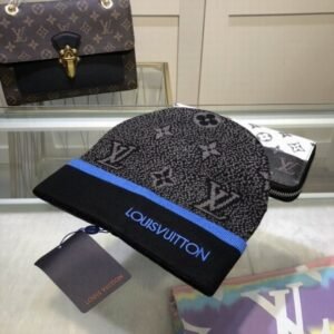 BEANIE LOUIS V