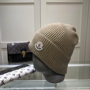 BEANIE M*NCL*R