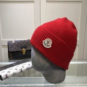 BEANIE M*NCL*R